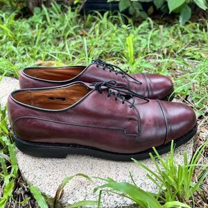 ALLEN EDMONDS BERGLAND Burgundy 8.5 D MENS CAPTOE RUBBER Vibram SOLE DRESS SHOES